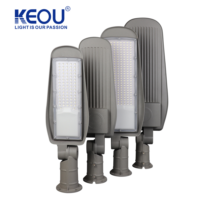 High Quality Aluminum Adjustable Angle Street Lamp